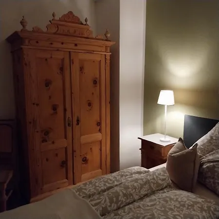 Burg Laudegg Blick * Faggen