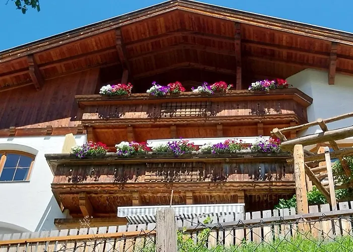 Burg Laudegg Blick * Faggen