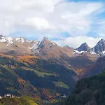 Burg Laudegg Blick 아파트 *