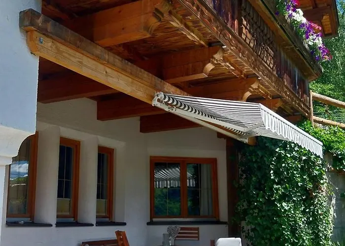 Apartment Burg Laudegg Blick Faggen