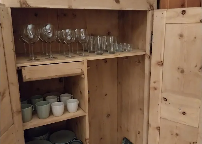 Burg Laudegg Blick Apartment