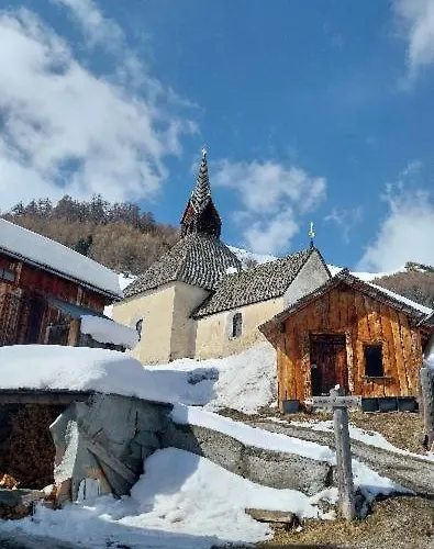 Burg Laudegg Blick Apartment