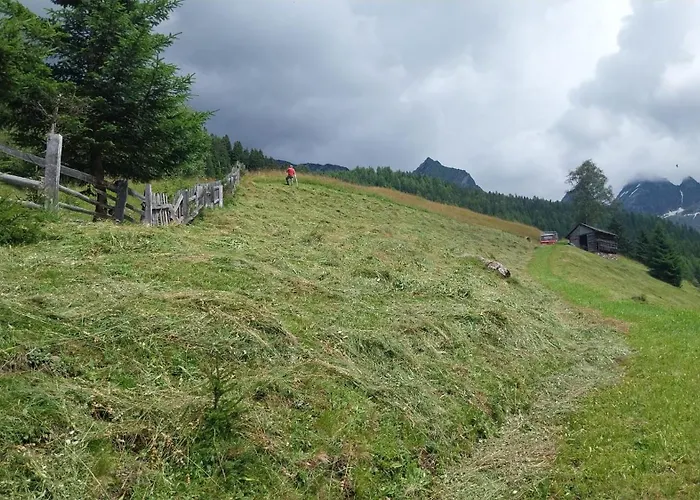 Burg Laudegg Blick Faggen